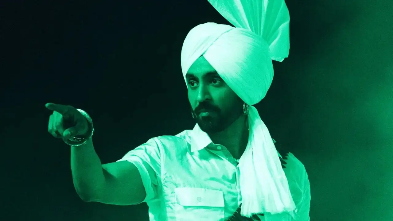 Days after Diljit Dosanjh slammed people carrying pro-Khalistani flags at his Canada concert, the singer has now broken his silence clarifying the incident. He said that if people try to harras his fans, he will not tolerate it. Read full story here